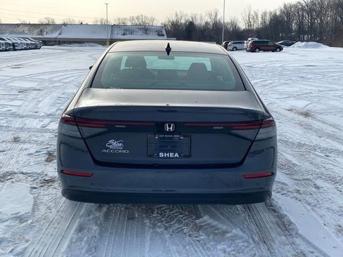Used 2024 Honda Accord EX image 4
