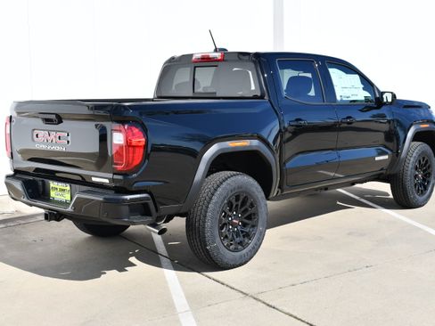 New 2026 GMC Canyon Elevation w/ Convenience Package image 5