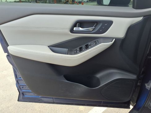 Used 2023 Nissan Rogue SL w/ SL Premium Package AWD/4WD image 19