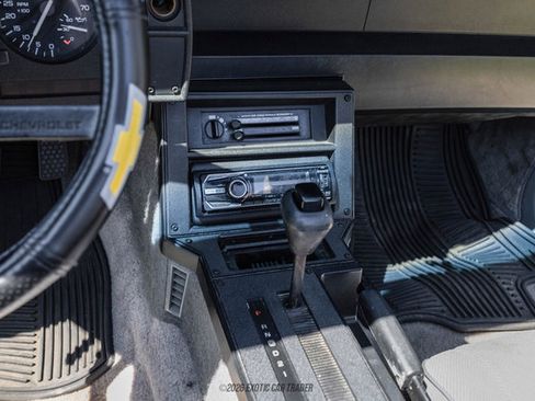 Used 1989 Chevrolet Camaro LT RWD image 63