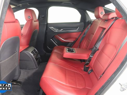 Used 2023 Jaguar XF R-Dynamic SE image 78