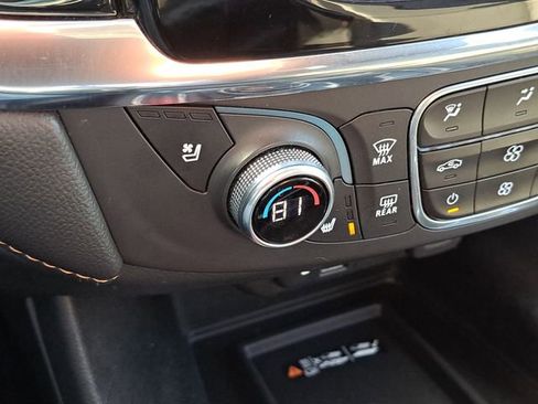 Used 2020 Chevrolet Traverse Premier w/ LPO, Midnight Edition image 14