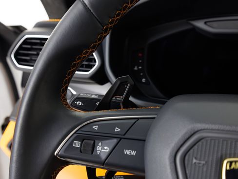 Used 2024 Lamborghini Urus S image 20