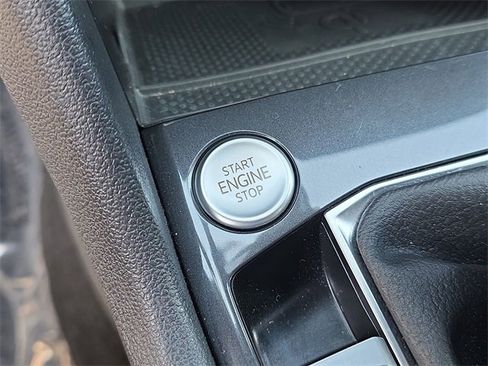 Certified 2024 Volkswagen Tiguan SEL R-Line image 32