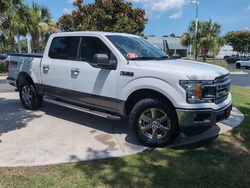 Used 2020 Ford F150 XLT w/ Equipment Group 302A Luxury AWD/4WD image 2