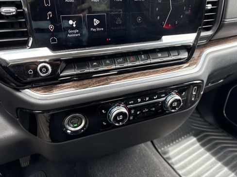 Used 2022 GMC Sierra 1500 Elevation AWD/4WD image 25