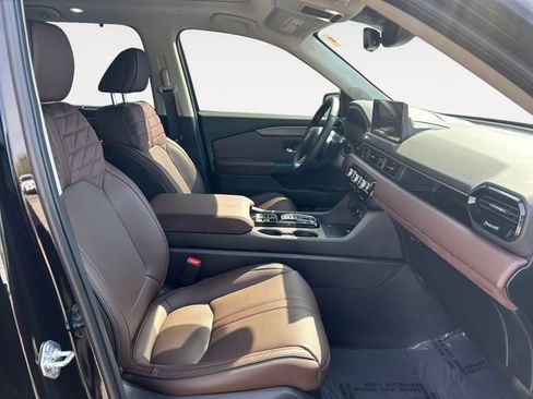 Used 2026 Honda Pilot Elite image 14