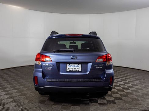 Used 2013 Subaru Outback 2.5i Premium AWD/4WD image 12