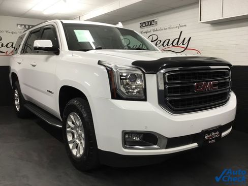 Used 2017 GMC Yukon SLT image 3