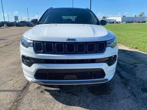 Used 2025 Jeep Compass Limited w/ High Altitude Package AWD/4WD image 5