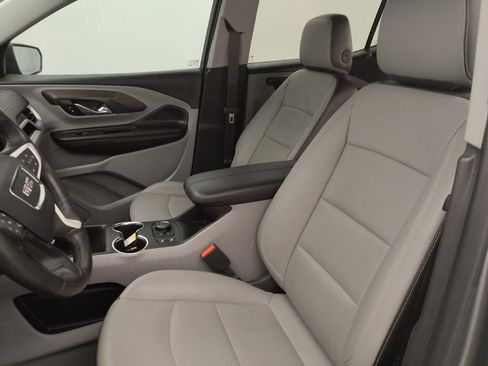 Used 2020 GMC Terrain SLT w/ Preferred Package FWD image 17