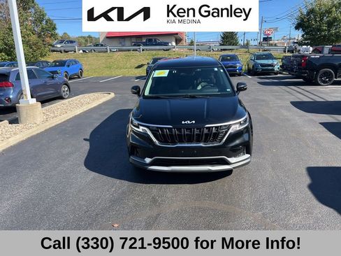 Certified 2024 Kia Carnival LX image 5