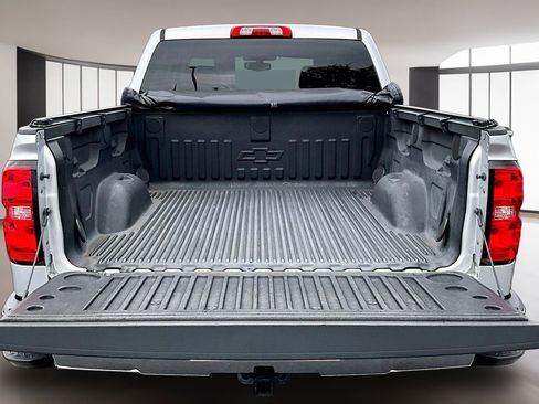 Used 2017 Chevrolet Silverado 1500 LT w/ All Star Edition RWD image 7