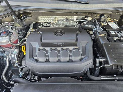 Used 2022 Volkswagen Tiguan SE FWD image 21