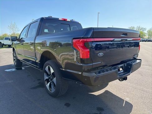 Used 2023 Ford F150 Lightning Platinum AWD/4WD image 15