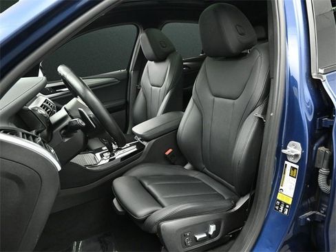 Used 2021 BMW X4 M40i image 13