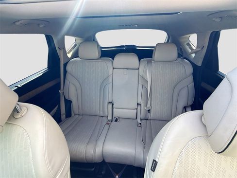 Used 2022 Genesis GV80 2.5T w/ Prestige Package 05 image 24