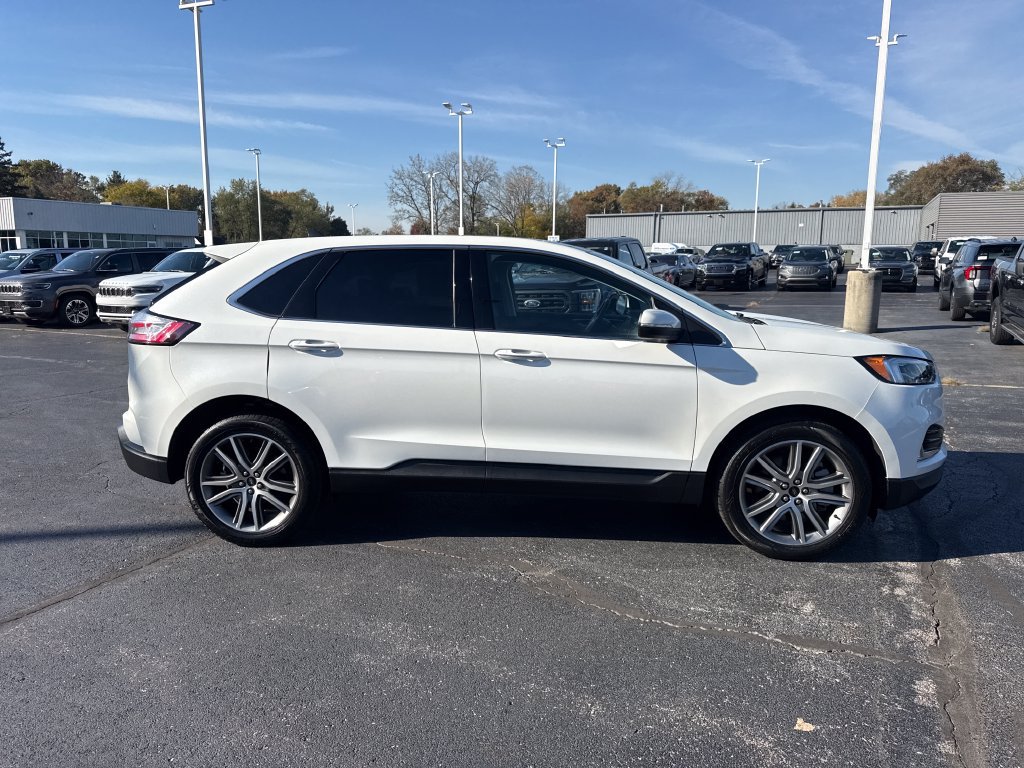 Used 2024 Ford Edge Titanium w/ Equipment Group 301A AWD/4WD image 6