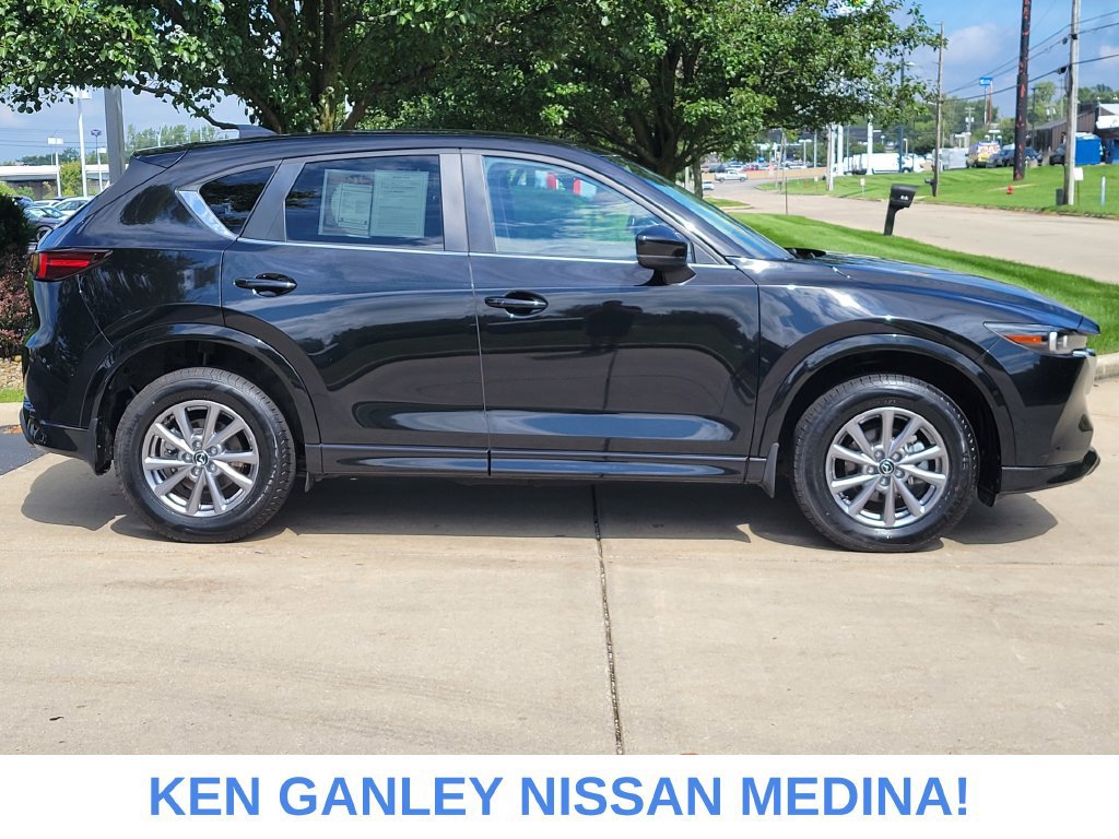 Used 2024 MAZDA CX-5 AWD 2.5 S w/ Select Package image 2
