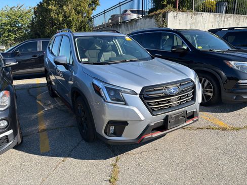 Used 2024 Subaru Forester Sport AWD/4WD image 3