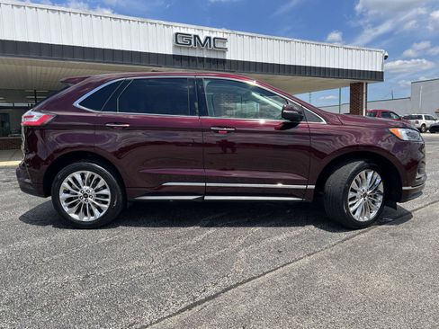 Used 2024 Ford Edge Titanium w/ Titanium Elite Package AWD/4WD image 3