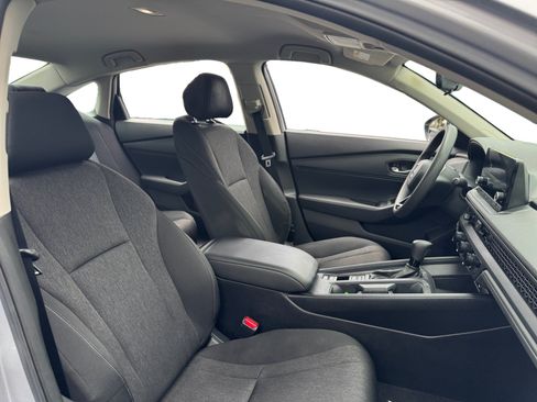 Used 2023 Honda Accord LX image 15