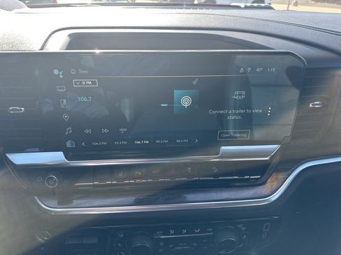 Used 2024 Chevrolet Silverado 2500 LTZ w/ LTZ Plus Package image 3