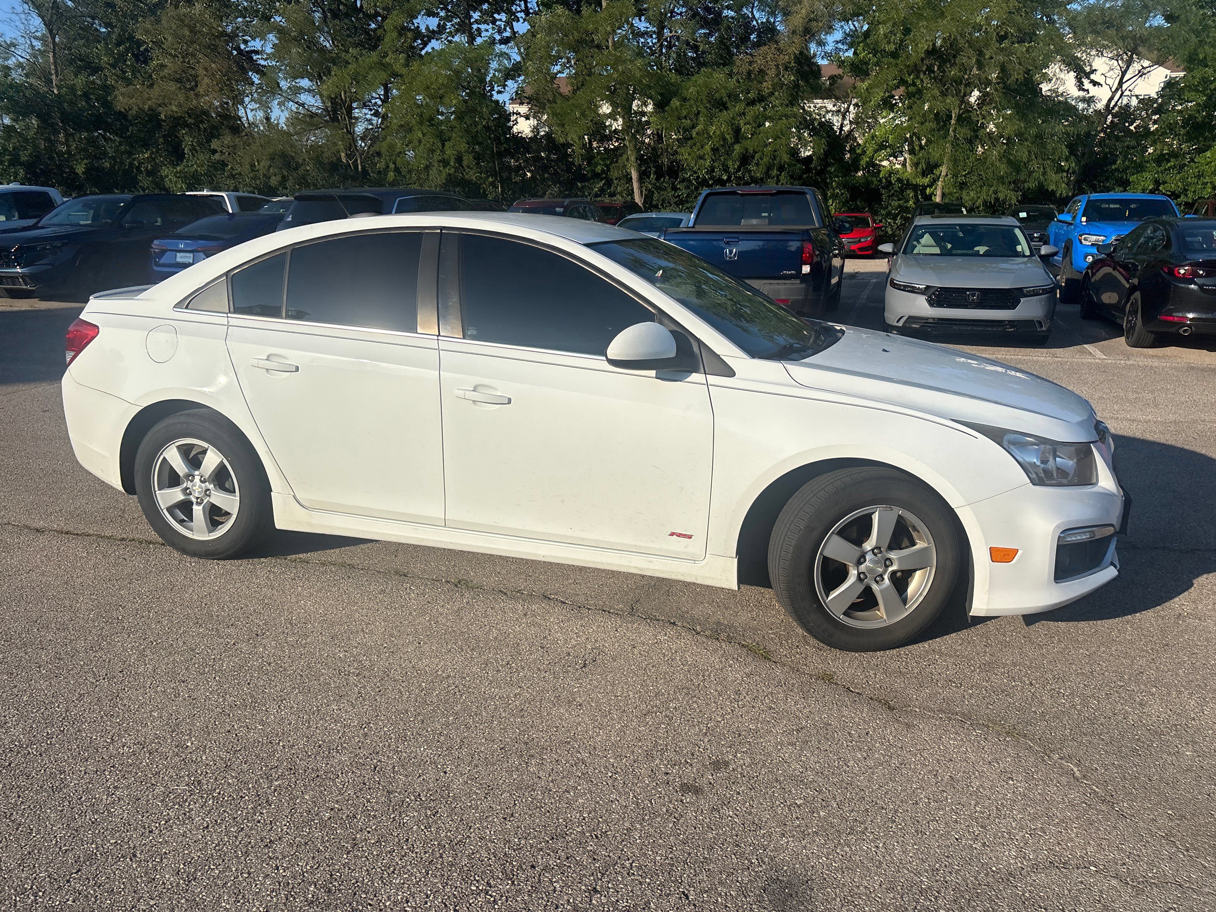 Used 2016 Chevrolet Cruze LT FWD image 17