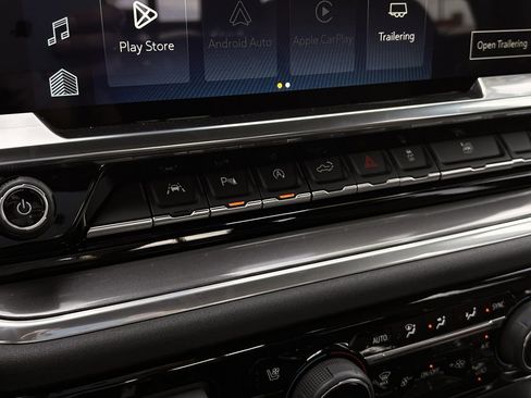 Used 2025 Chevrolet Silverado 1500 High Country w/ High Country Premium Package image 21