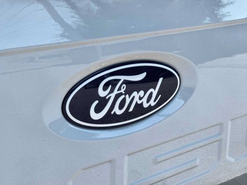 Used 2024 Ford F150 Lariat w/ Tow/Haul Package AWD/4WD image 17