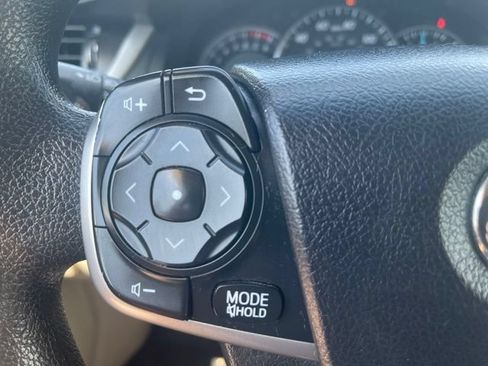 Used 2014 Toyota Camry LE w/ Protection Package FWD image 21