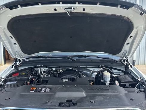 Used 2016 GMC Yukon SLT RWD image 9