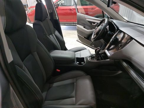 Used 2024 Subaru Outback Onyx Edition AWD/4WD image 10