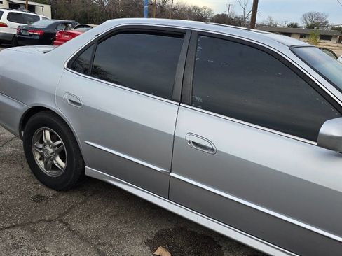 Used 2001 Honda Accord EX image 6