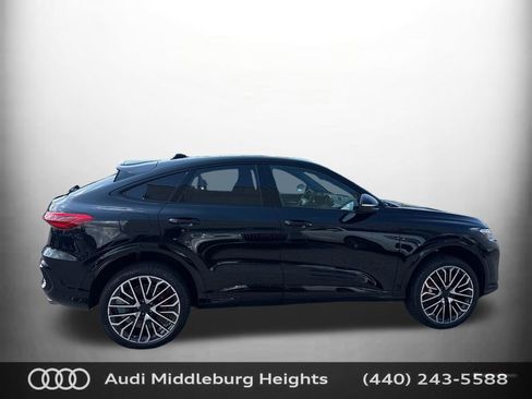 New 2026 Audi SQ5 Premium Plus image 8