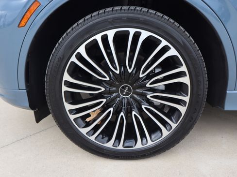 Used 2025 Lincoln Aviator Black Label image 36