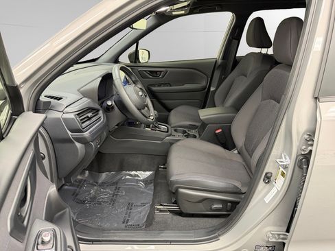 Certified 2025 Subaru Forester Premium w/ Convenience Package #2 image 9