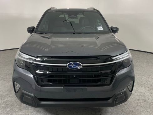 Used 2025 Subaru Forester Touring image 8