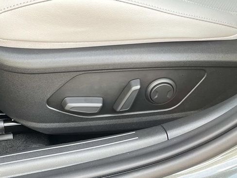 New 2026 Hyundai Elantra Limited FWD image 21