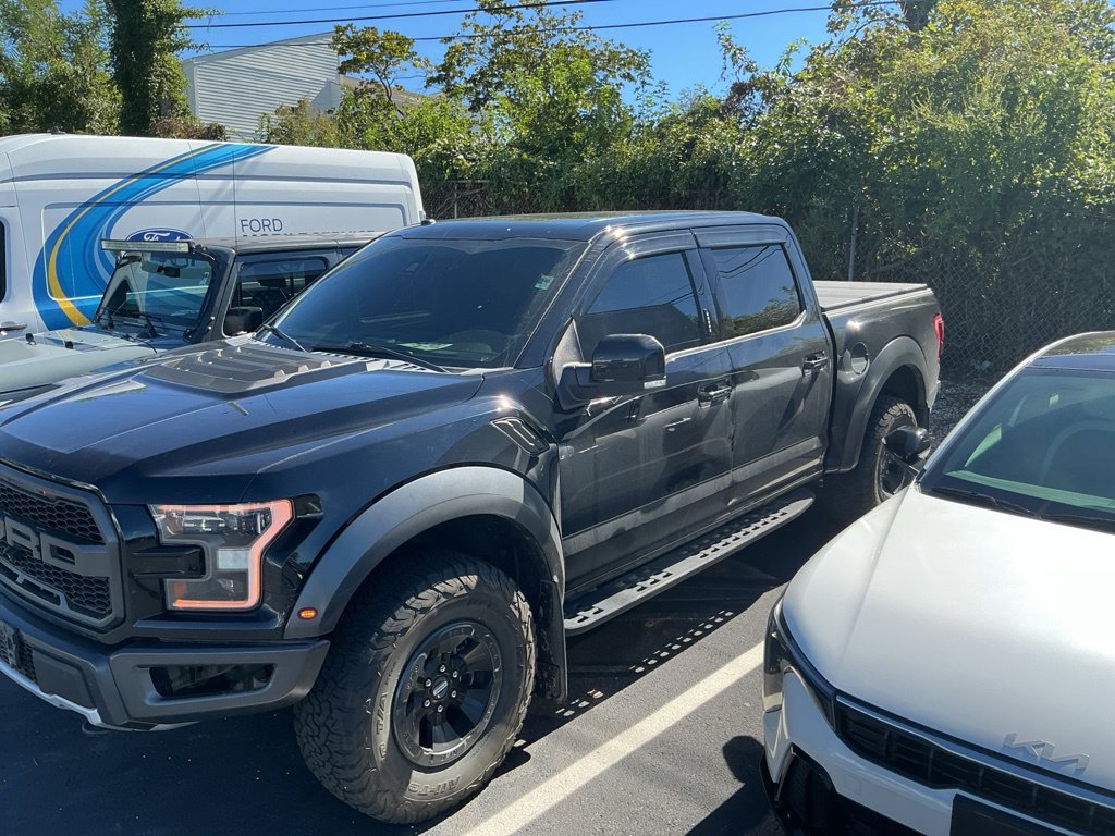 Used 2018 Ford F150 Raptor w/ Equipment Group 802A Luxury AWD/4WD image 3