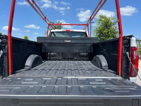 Used 2024 Ford F150 XL RWD image 9
