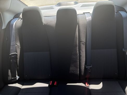 Used 2025 Nissan Sentra SV FWD image 39