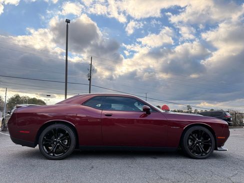 Used 2021 Dodge Challenger R/T image 6
