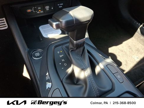Certified 2025 Kia K4 GT-Line Turbo FWD image 10