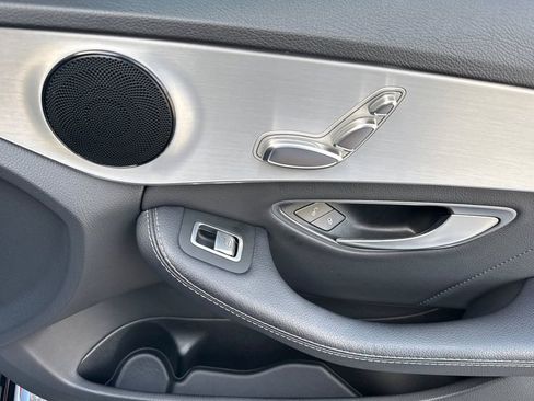 Used 2019 Mercedes-Benz C 300 Sedan image 20