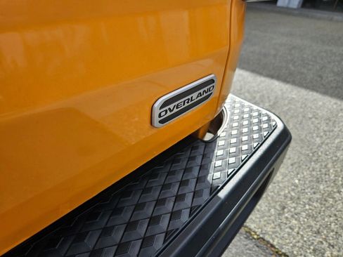 Used 2021 Jeep Gladiator Overland image 11