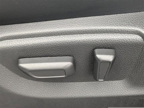 Used 2024 Mitsubishi Eclipse Cross SE image 22