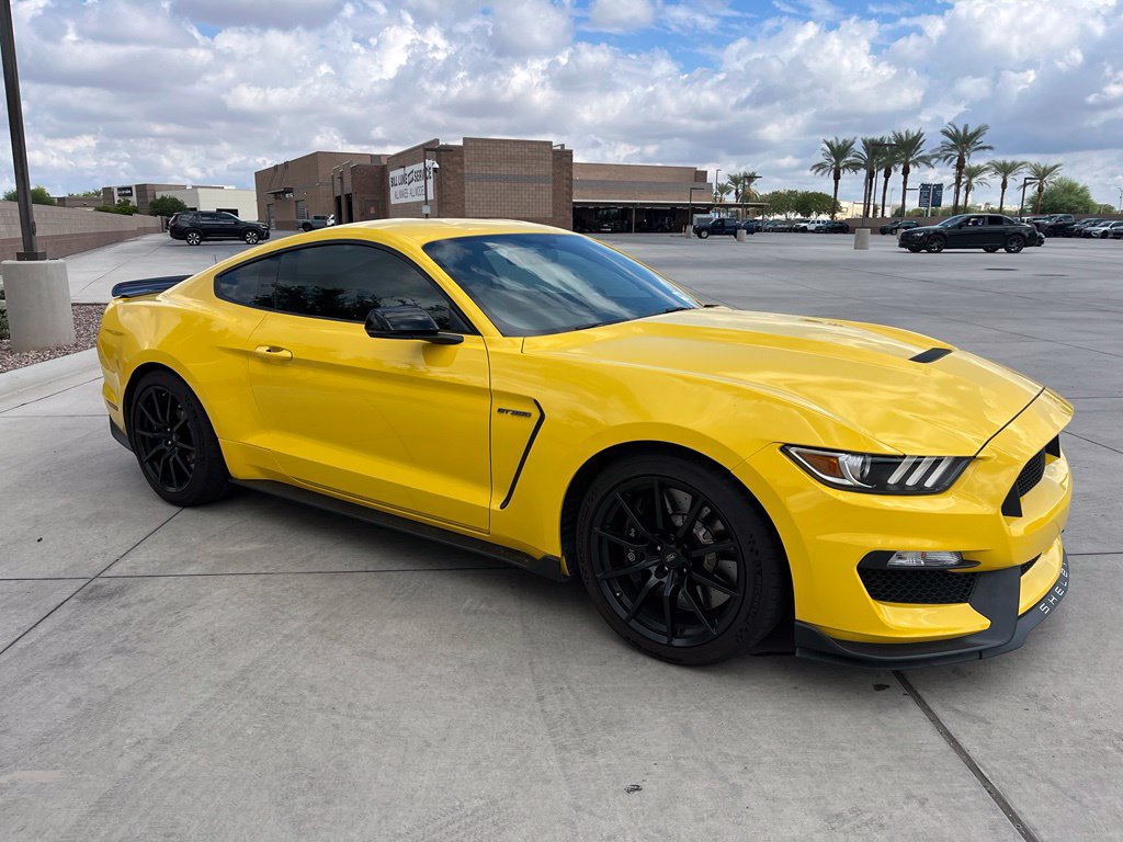 Used 2017 Ford Mustang Shelby GT350 RWD image 3
