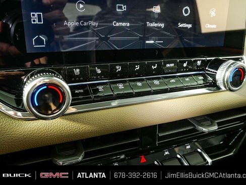 New 2026 GMC Canyon Denali AWD/4WD image 17