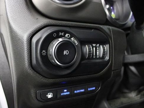 Used 2022 Jeep Wrangler Unlimited Rubicon 4xe image 19